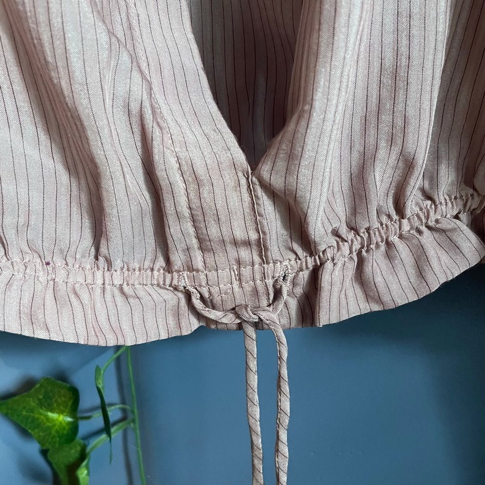 BUTTON UP DYNAMITE BLOUSE - Picture 6 of 6